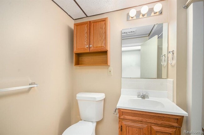 Building Photo - 35020 Hidden Cove Ct