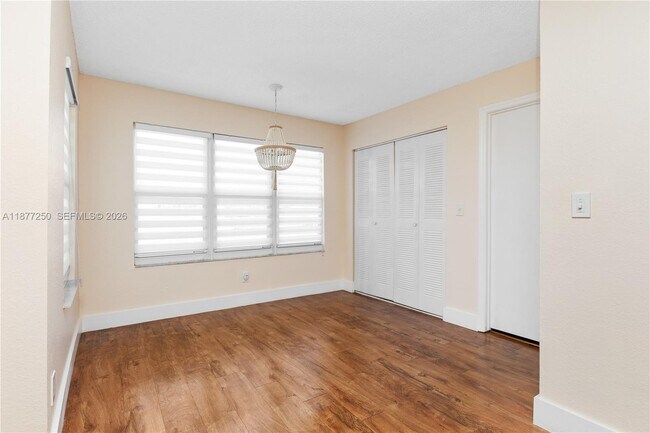 Building Photo - 12760 Vista Isles Dr