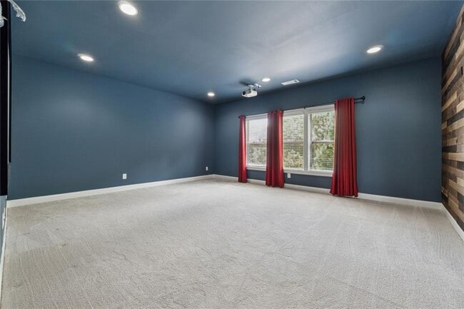 Building Photo - 655 Bell Creek Rd