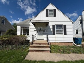 Building Photo - 4566 W 226th St