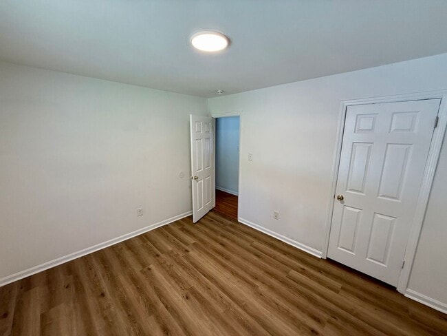 Building Photo - 218 Hickory Forest Rd