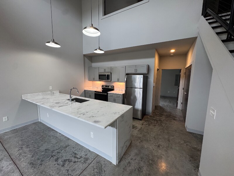 Building Photo - 3844 Dylan Pl