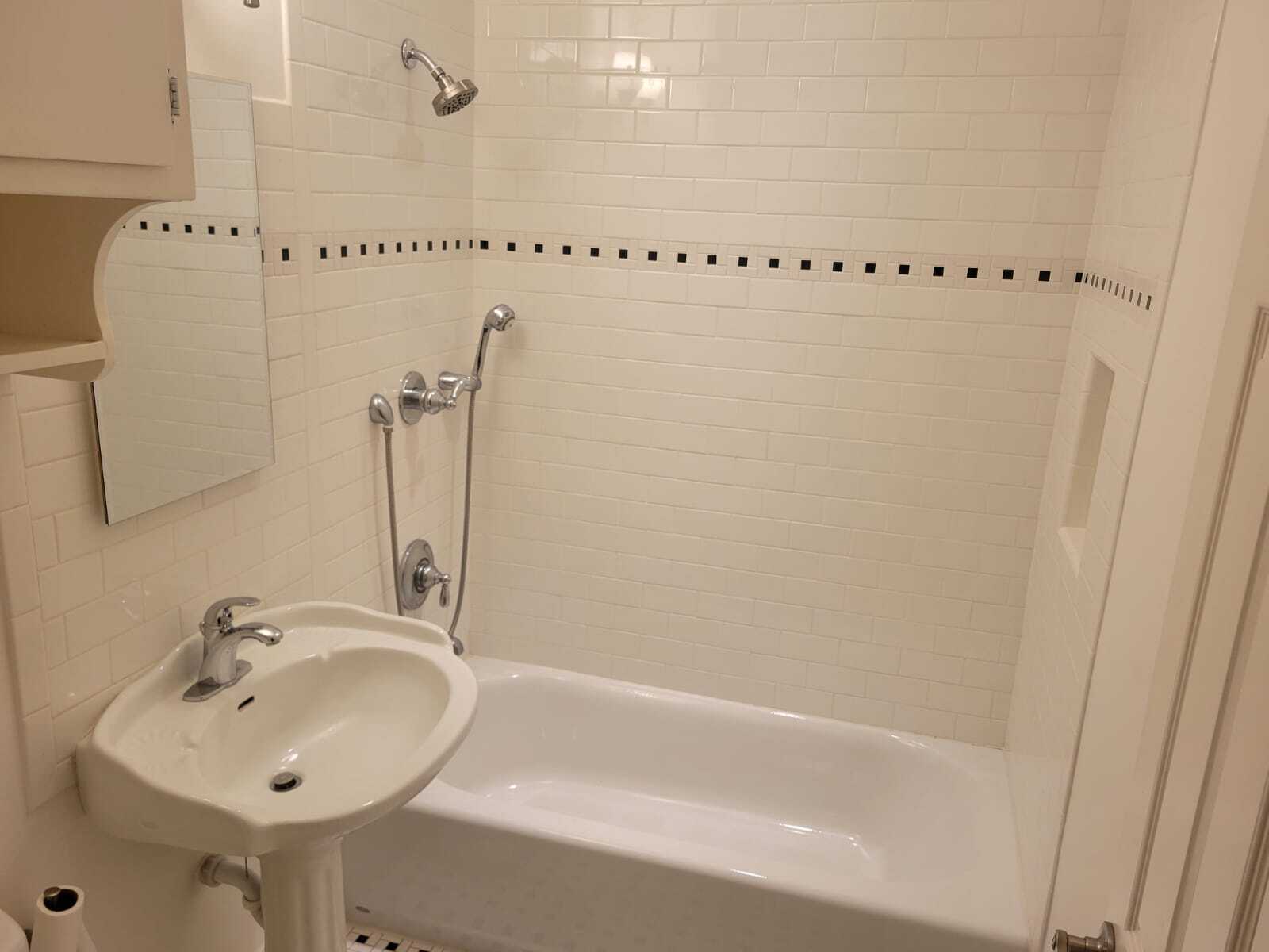 Building Photo - 17565 Bullock St