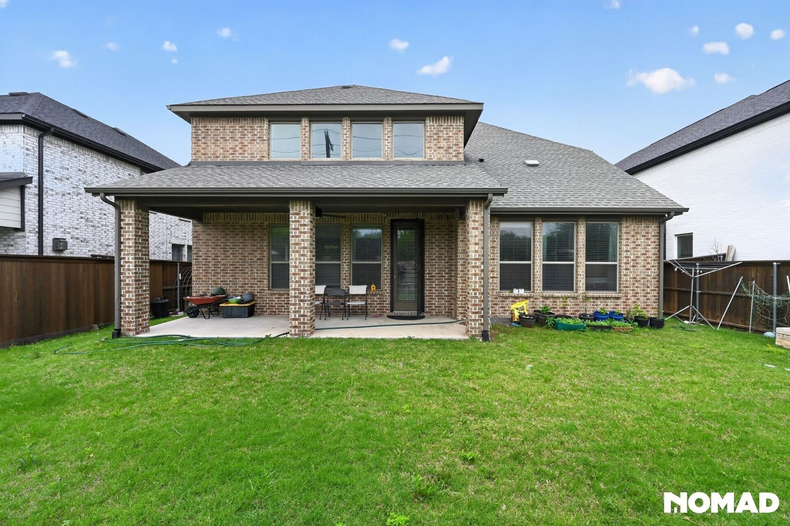 Building Photo - 9784 Brackenfield Ln