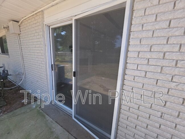 Building Photo - 1516 Gregory St