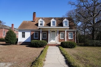 Building Photo - 1203 S Main St