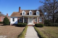 Building Photo - 1203 S Main St