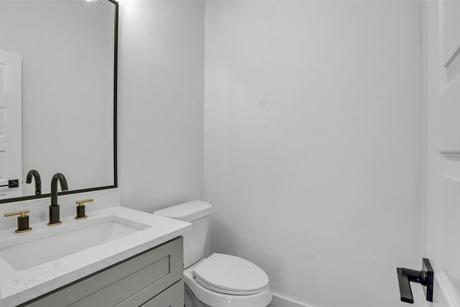 Building Photo - 4833 Paula St