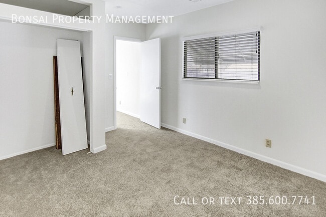 Building Photo - 1430 Denver St