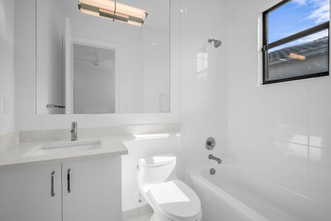 Building Photo - 11242 Gln Orch Ln