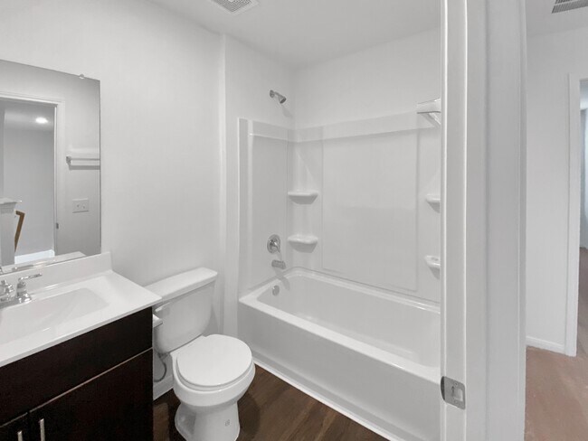 Building Photo - 11602 Braemar Village Dr