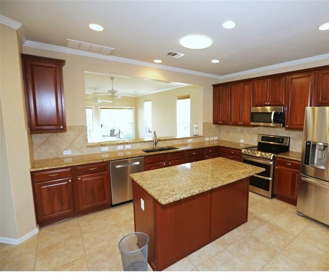 Building Photo - 127 Palmetto Dr