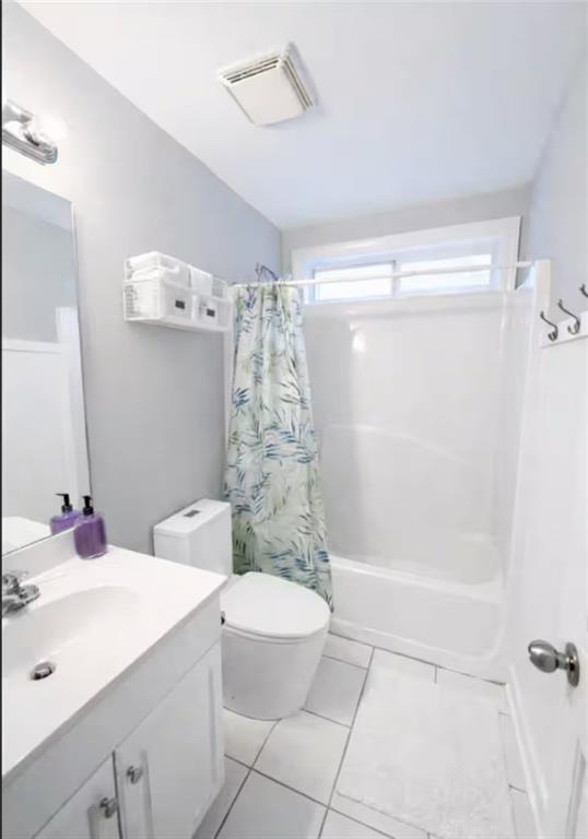 Building Photo - 1032 Lena St NW