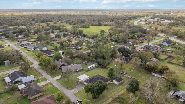 Building Photo - 2210 County Rd 769B