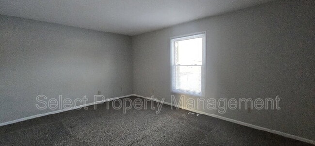 Building Photo - 5448 Evard Rd