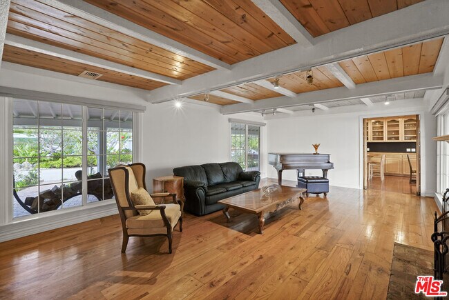 Building Photo - 29637 Pacific Coast Hwy