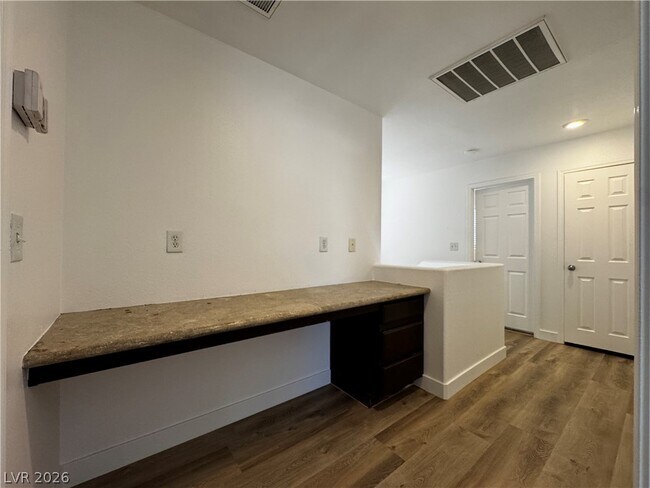 Building Photo - 3532 Enchanted Mesa Ct