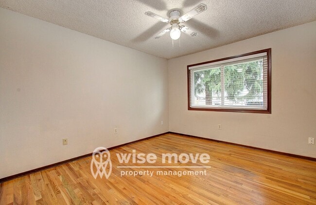 Building Photo - Mid-Mod on Missoula- Big Backyard!