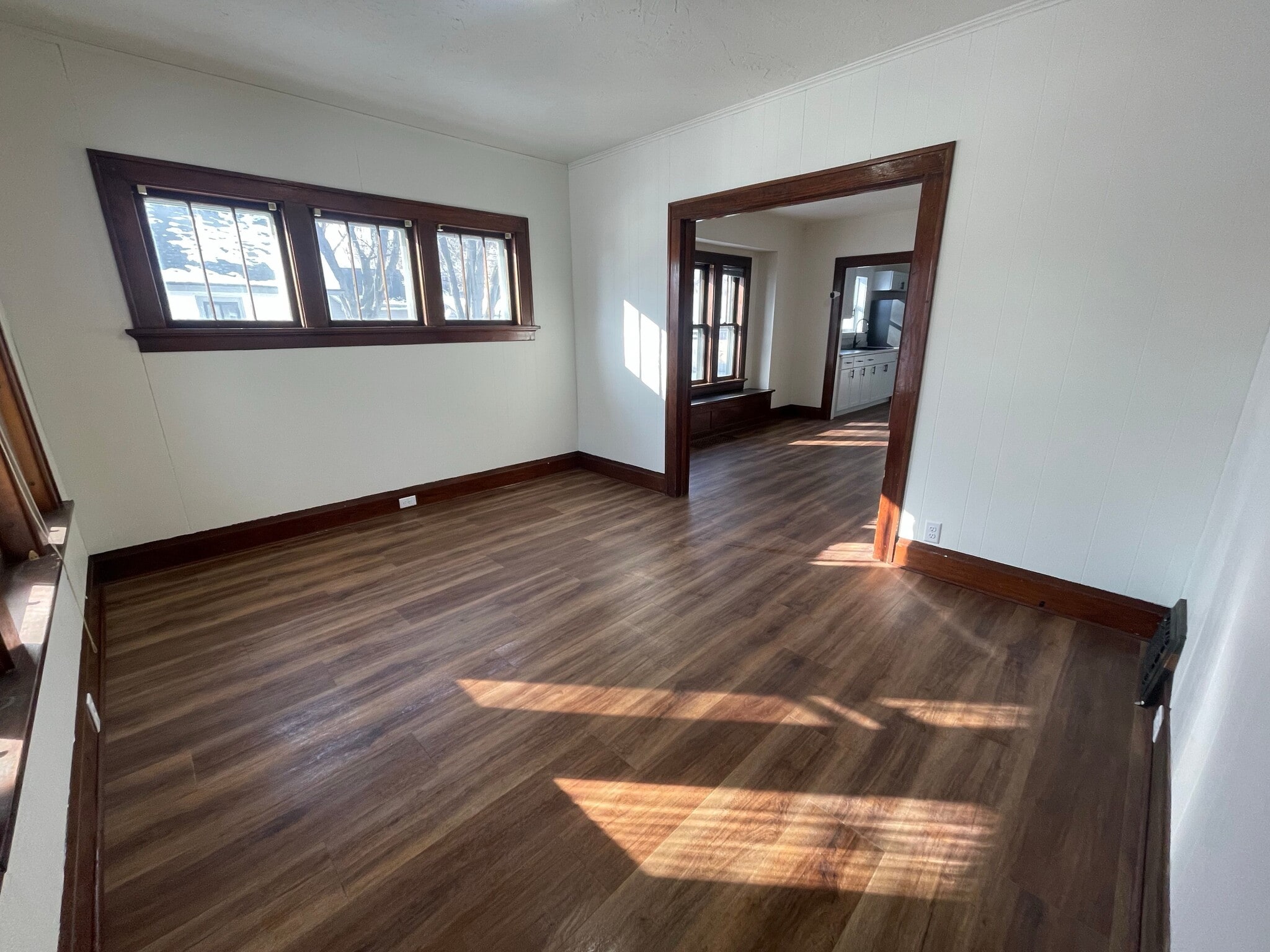 Building Photo - 126 N 4th Ave