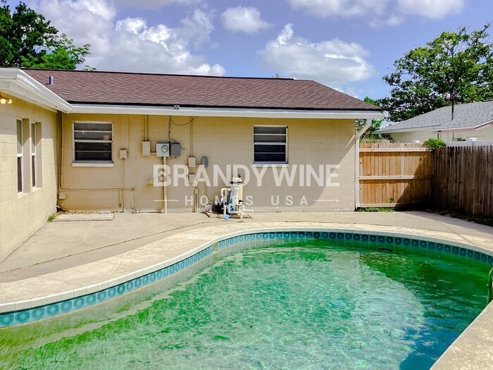 Building Photo - 7236 Darien Way