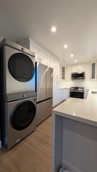 Building Photo - 2019 Chilton Dr