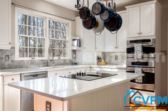 Building Photo - 1009 Howard Grove Ct