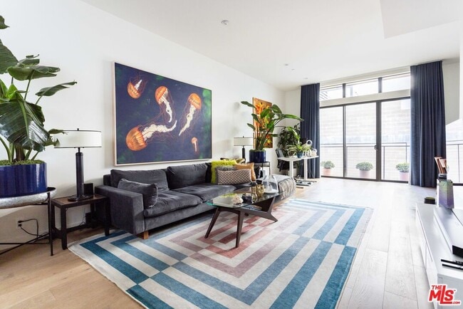 Building Photo - 7584 W Skye Way