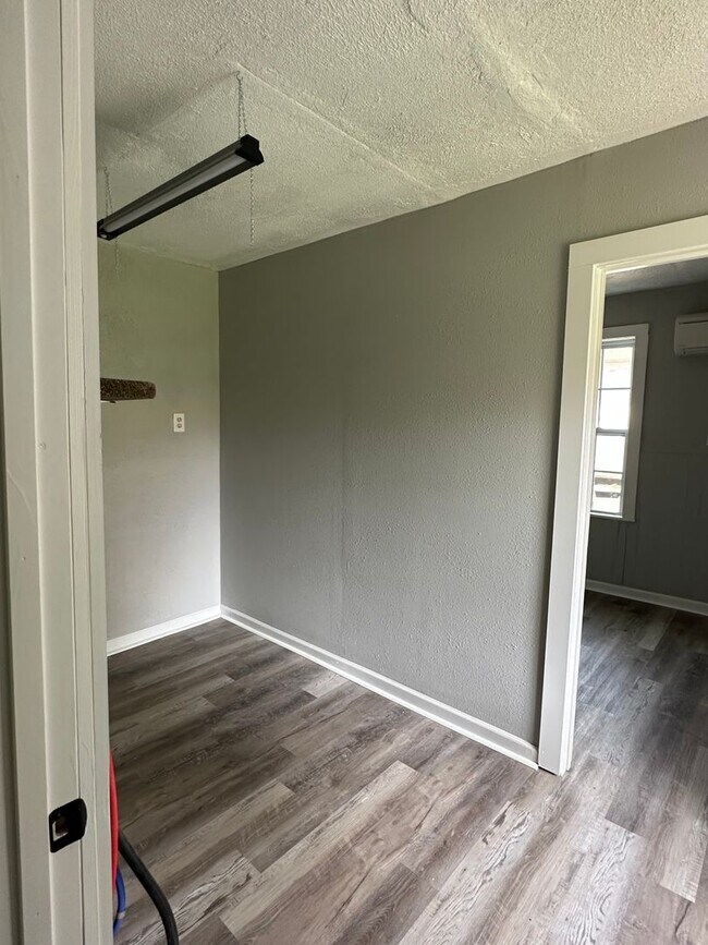 Building Photo - Questions please contact Joshua LaFever 50...