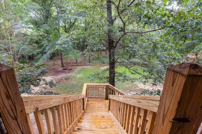 Building Photo - 406 Aspen Ct
