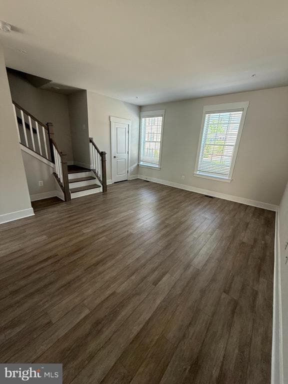 Building Photo - 212 Pomegranate Ln