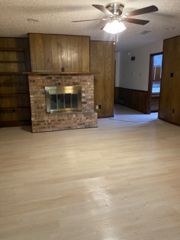 Primary Photo - 7914 Aberdeen Ave