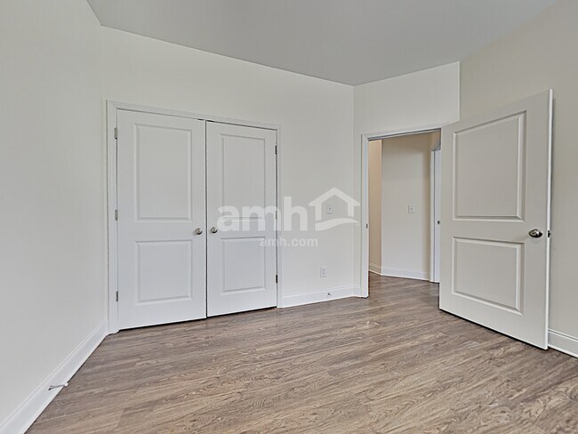 Building Photo - 109 Pullen Dr