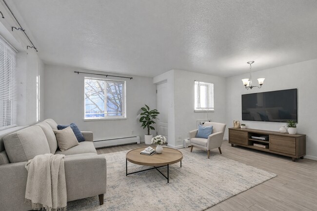 Building Photo - $1,320.95 with FIRST FULL MONTH'S FREE RENT  - 2 Bedrooms, 1 Bathroom, Condo in Denver with Cozy ...