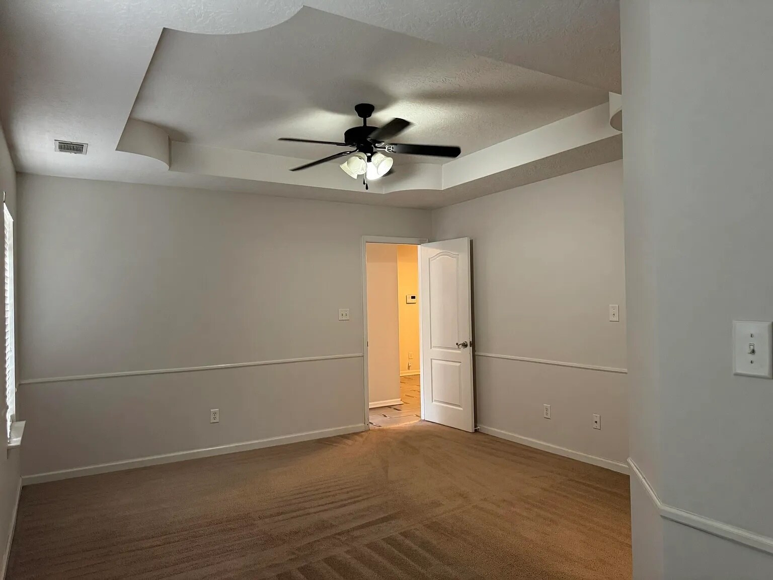 Building Photo - 1959 Shoreline Dr