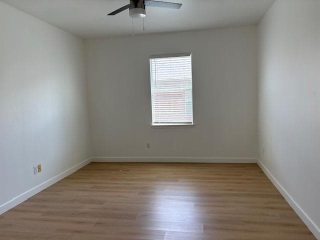 Building Photo - 183 Blossom Vly Strm