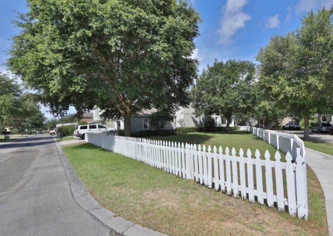 Building Photo - 16221 Bridgewalk Dr