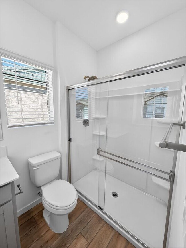 Building Photo - Stunning New 3Beds/2.5Bath Townhome in Phoenix, AZ!