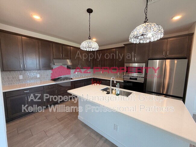 Building Photo - 16888 W Fetlock Trl