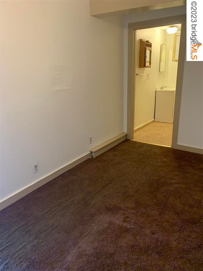 Building Photo - 4500 San Carlos Ave