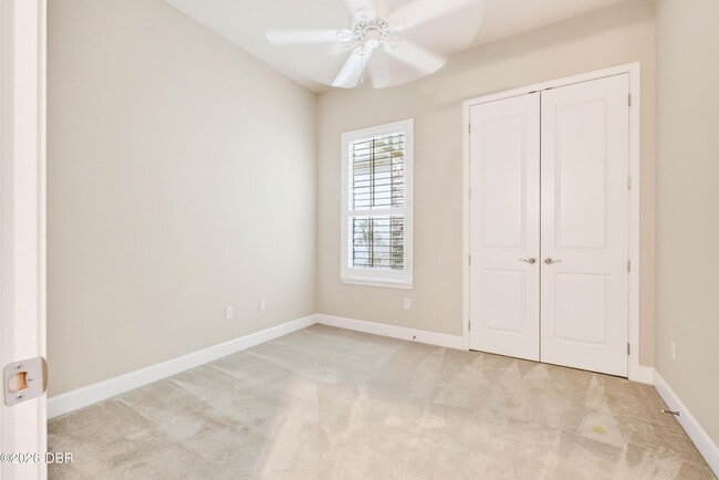 Building Photo - 802 Aldenham Ln