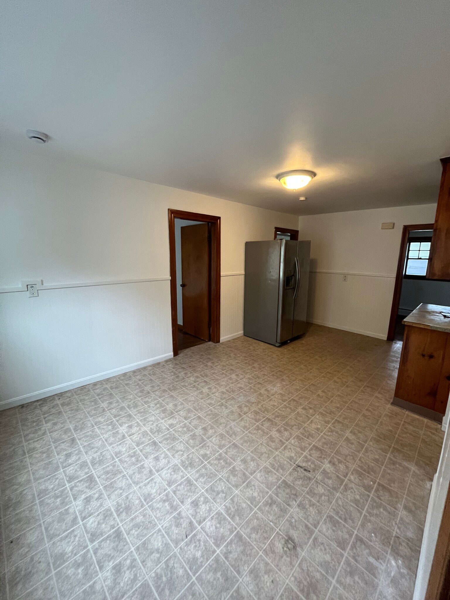 Building Photo - 9 Division St