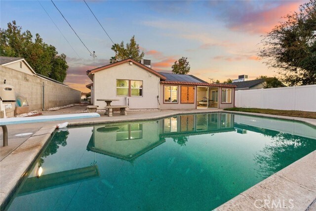 Building Photo - 11377 Gaynor Ave