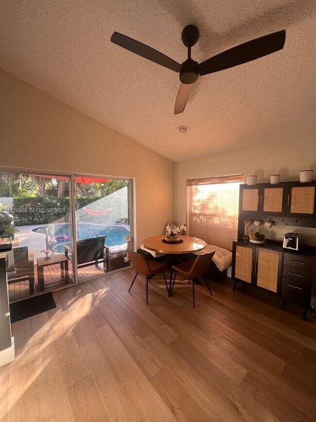 Building Photo - 2177 SW Olympic Club Terrace