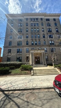 Building Photo - 1830 17th St NW