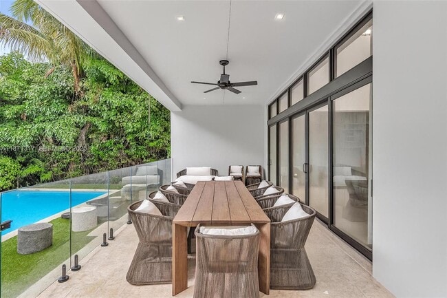 Building Photo - 1350 98th St