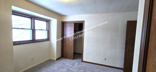 Building Photo - 268 Mohawk School Rd