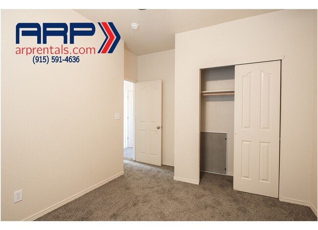 Building Photo - EASY ACCESS TO FORT BLISS