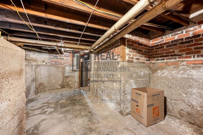 Building Photo - 121 Lake Ave