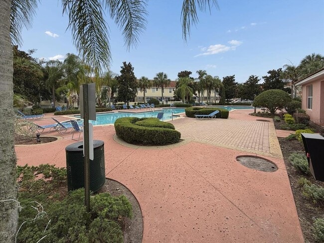 Building Photo - 1302 S Beach Cir