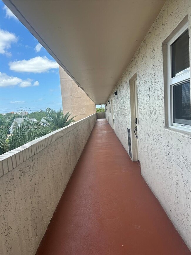 Building Photo - 8900 Washington St